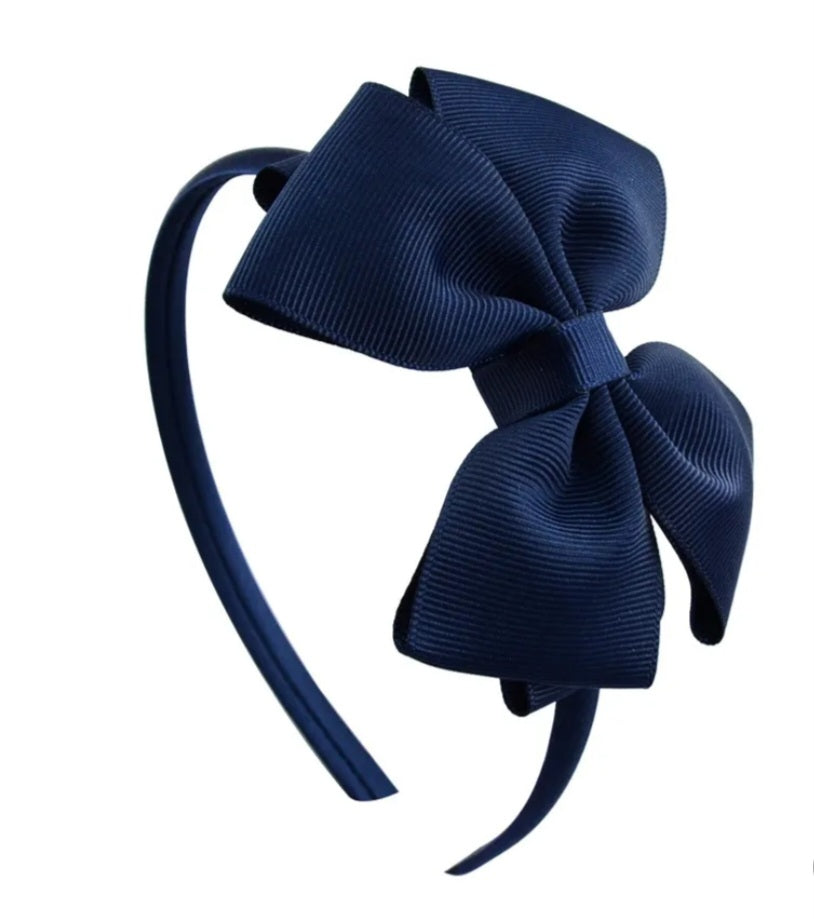 Hairband with bow