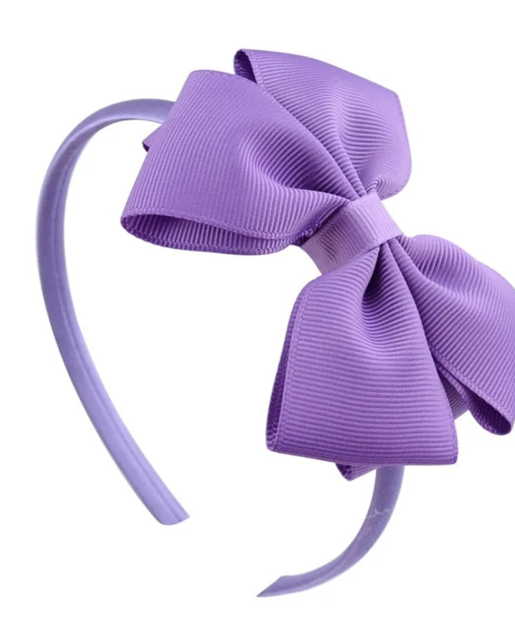 Hairband with bow