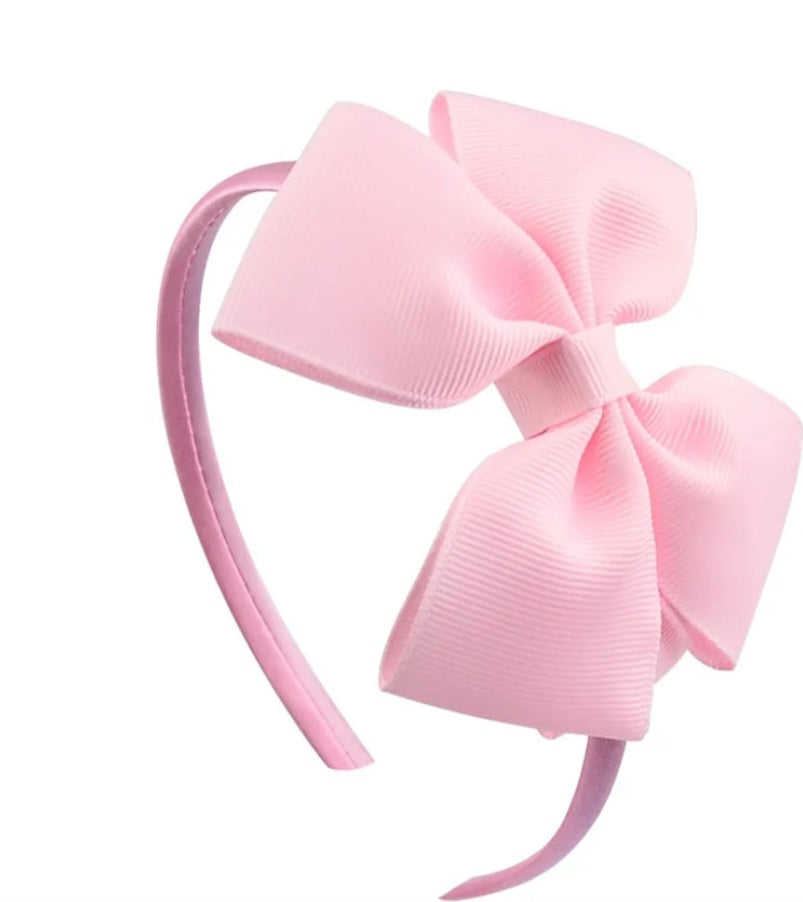 Hairband with bow